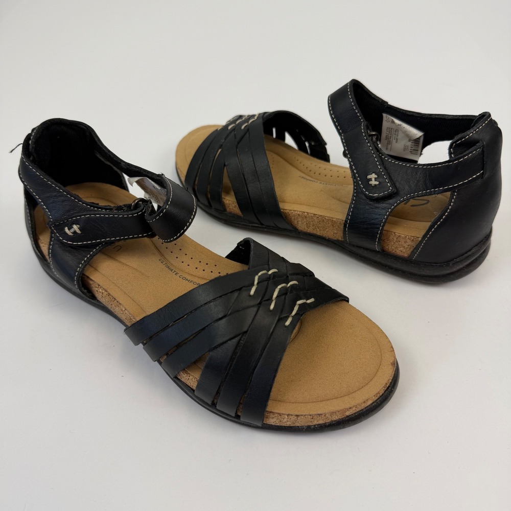 Clarks‎ Roseville Clove Flat 6.6M Black Leather Strappy Sandals Ultimate Comfort